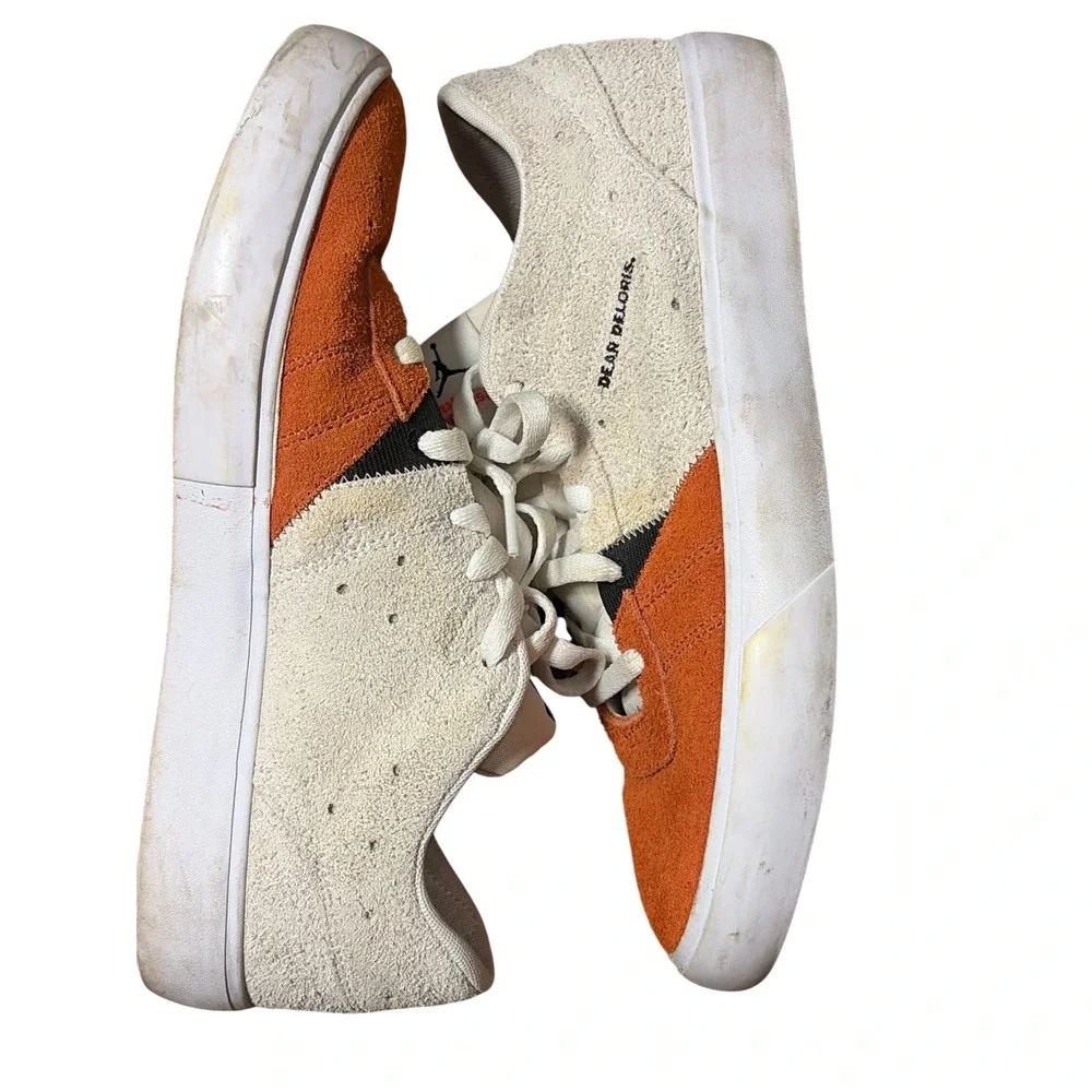 Jordan Series .01‎ Dear Deloris Mens Size 8.5 Sail Orange Suede Low Top Sneakers